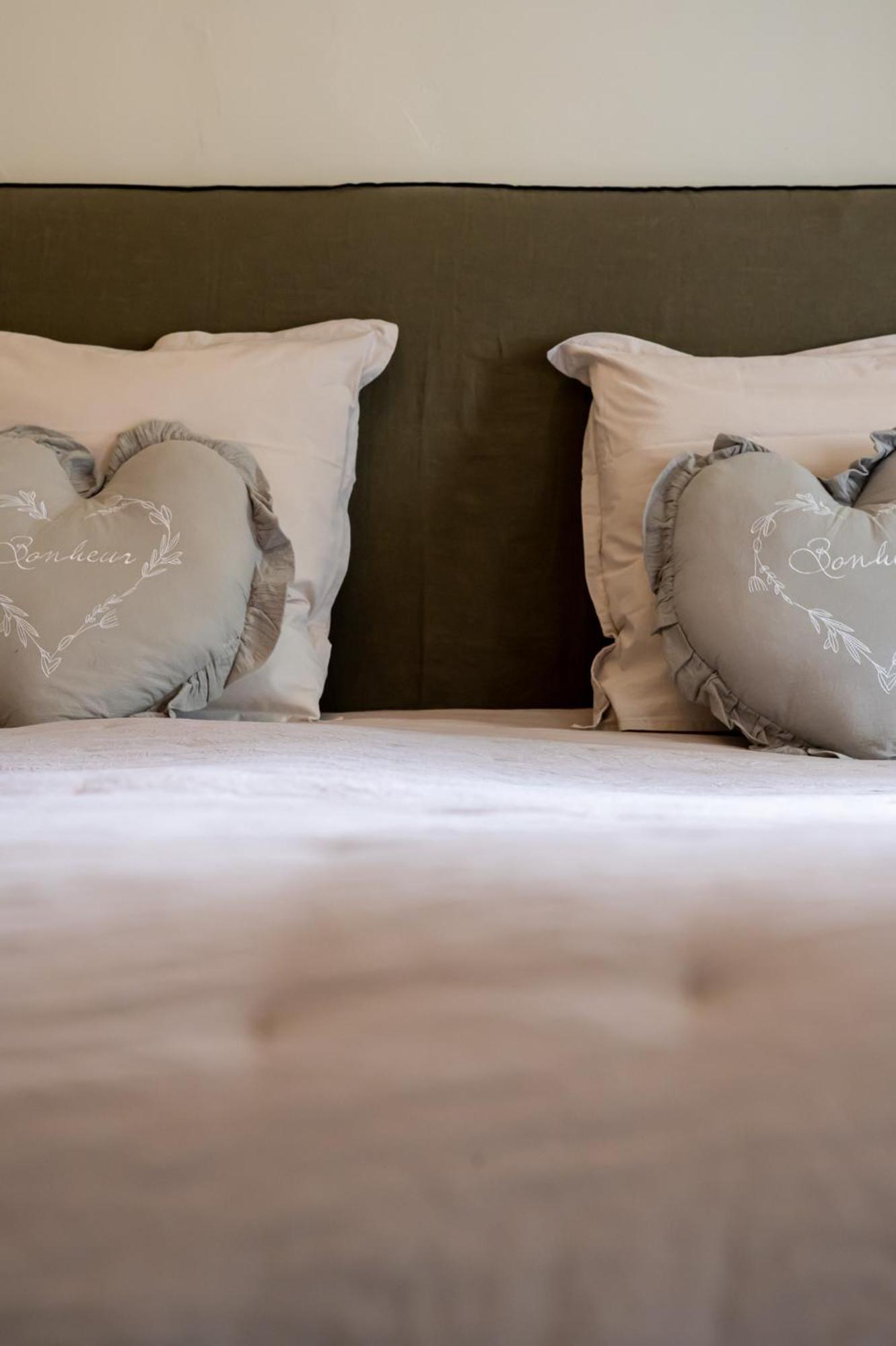 Mas Du Cimai Hotell Evenos Eksteriør bilde